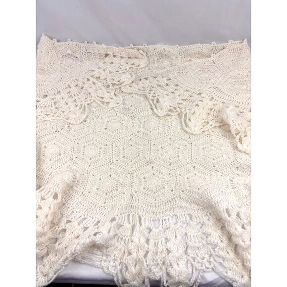 VTG Cream Handmade Knitted Shawl Coverup Wrap Soft OS Granny 1960's - Picture 3 of 6